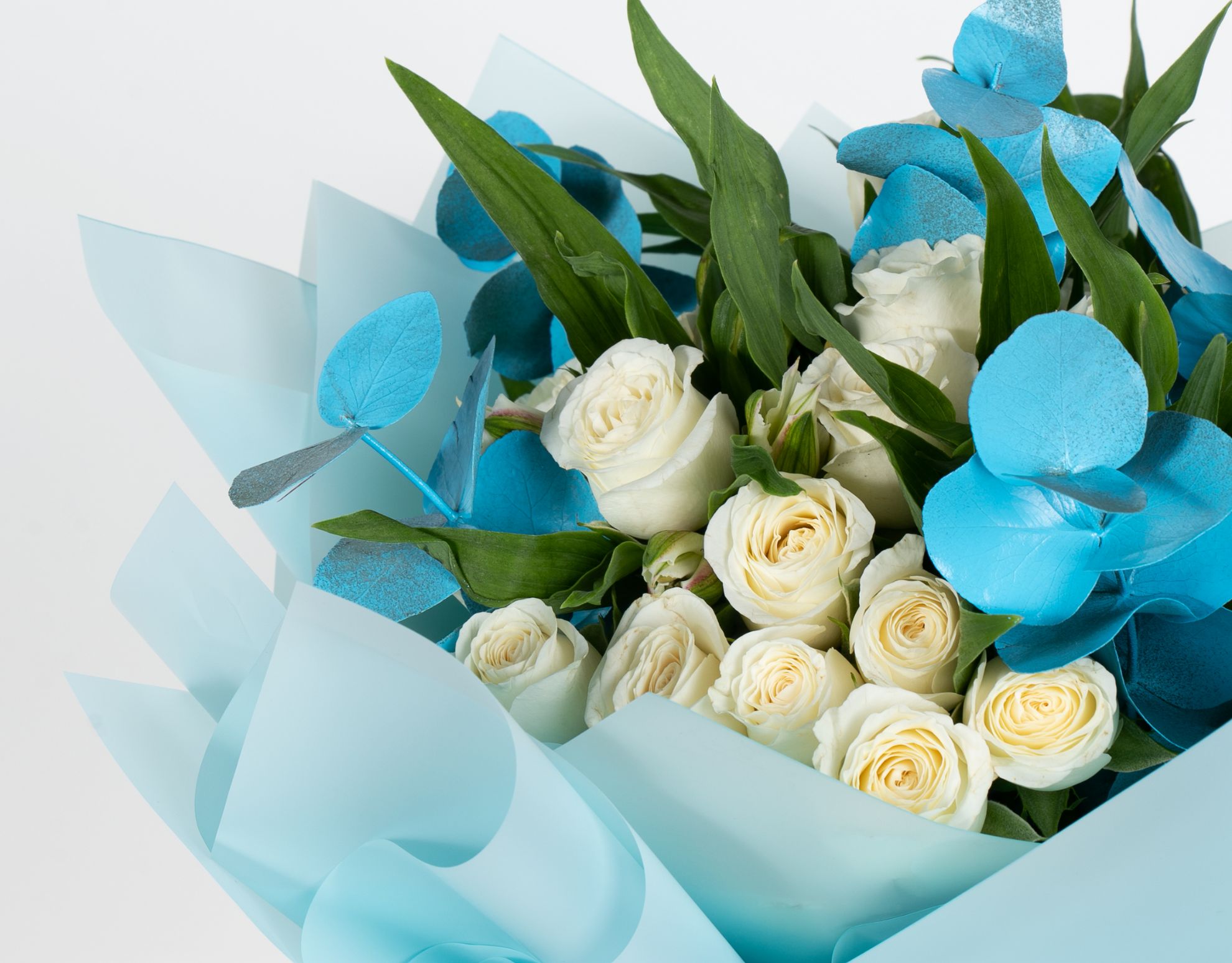 your-store-baby-rose-with-baby-blue-bouquet