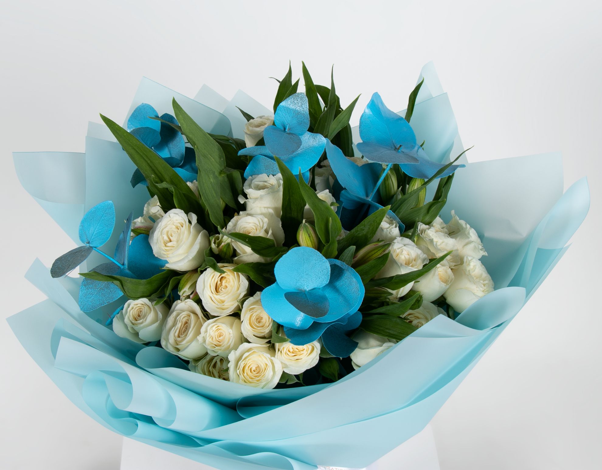 your-store-baby-rose-with-baby-blue-bouquet