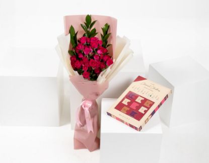 Picture of Pink Bouquet & Bracelet Calendar