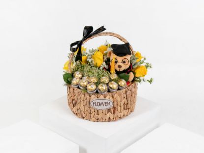 Picture of Graduation basket | chocolate